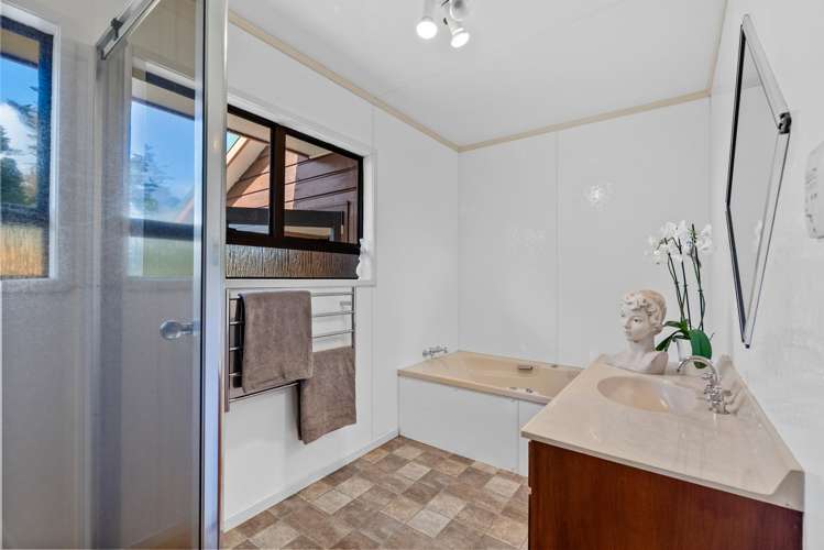 111A Newton Road Maungatapere_21