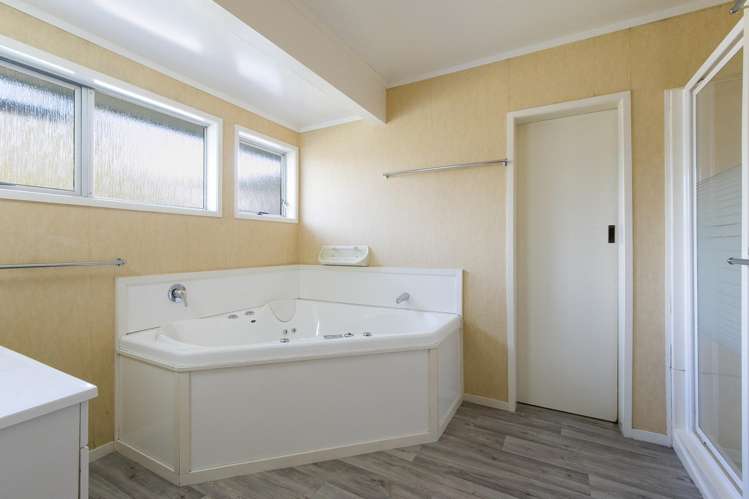 20 Richmal Street Waihi_14