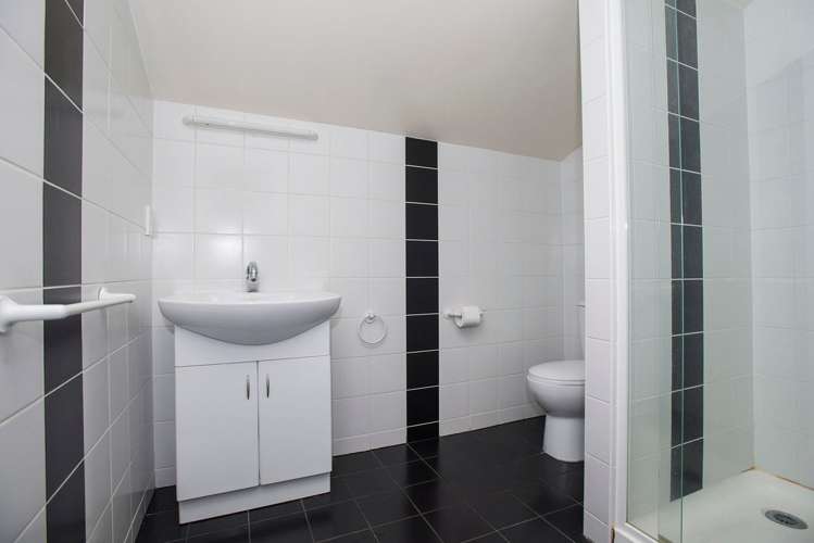 17 Pohutukawa Grove Lytton West_16