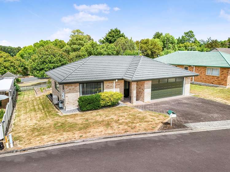 18 John Webb Drive Glenview_19