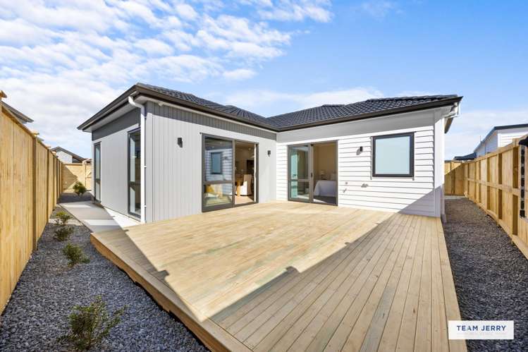 11 Tuwai Crescent Opaheke_23