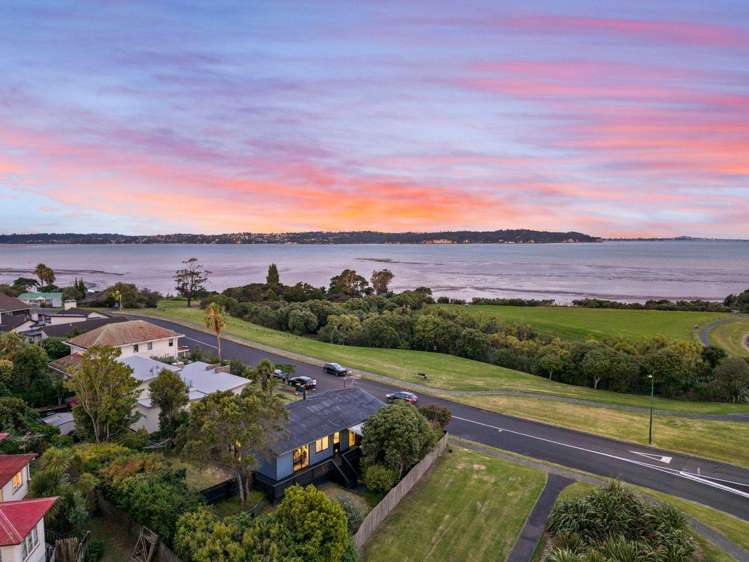 49 Spinnaker Drive Te Atatu Peninsula_6