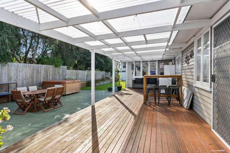 37 Laurie Avenue Papakura_9