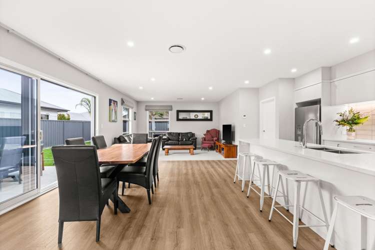 7 Matau Crescent Frimley_12