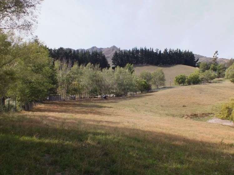 216 Broxton Road MacDonald Downs_15