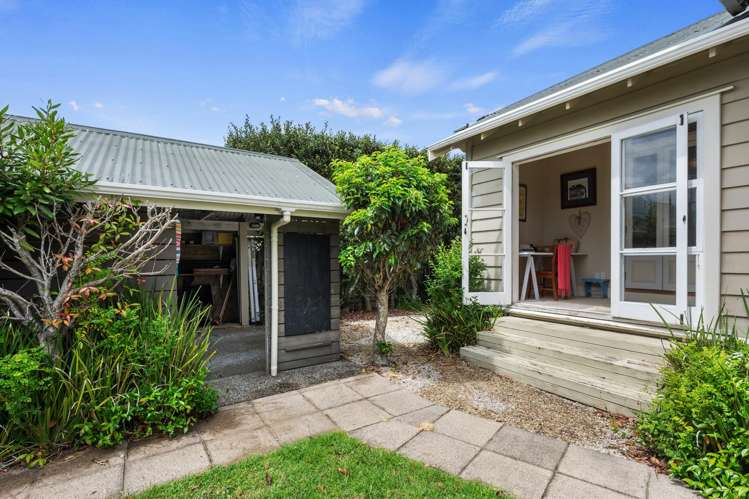 24 Queen Mary Avenue Epsom_13