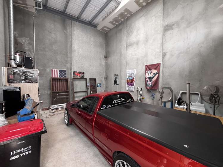 5 and 6/45 Bouverie Street Petone_2