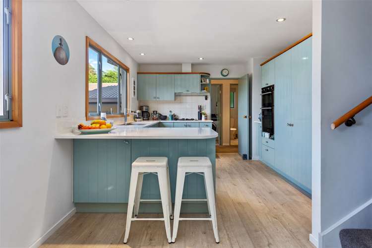 8 Main Road Governors Bay_7