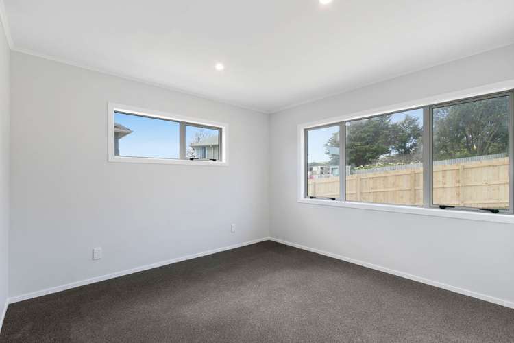 60a Leicester Street Cannons Creek_7