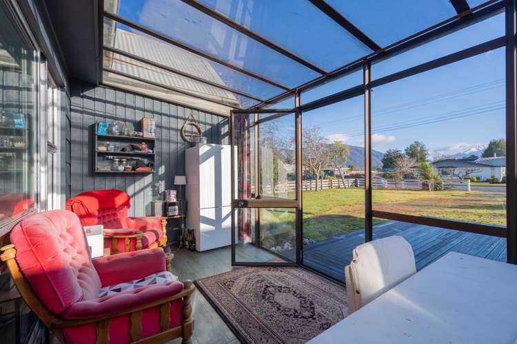 20 Matai Street Te Anau_16