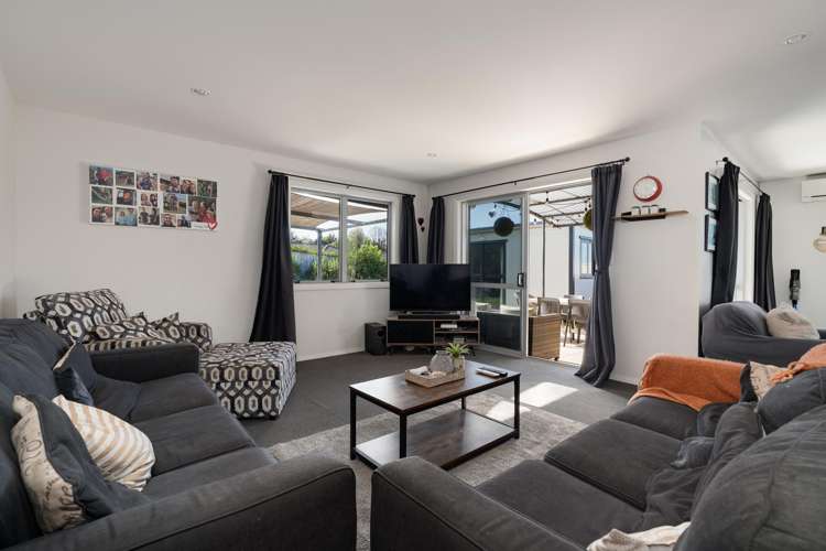 35 Fairfax Crescent Pyes Pa_5