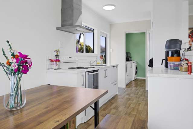 6 Camellia Avenue Bell Block_2