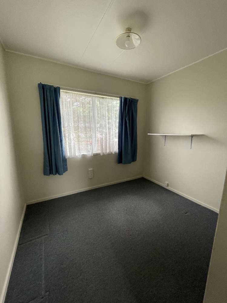 15 Guy Avenue 10516_4