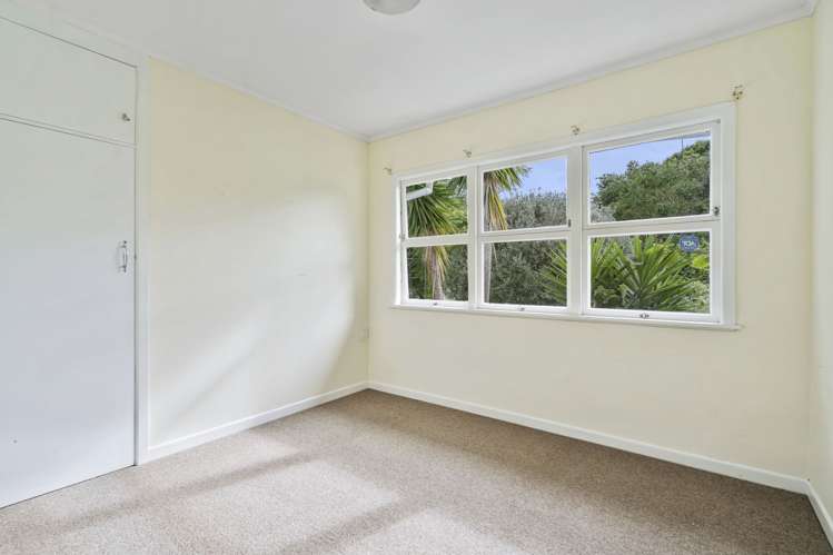 41 Memorial Drive Parahaki_13