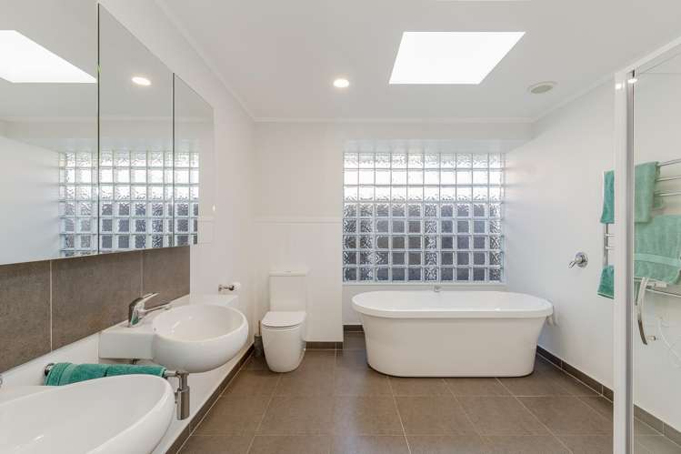 3/100 Avondale Road Taradale_18