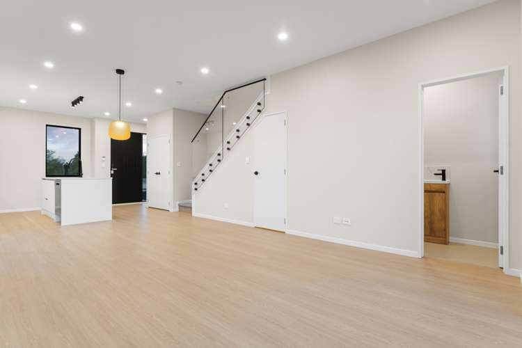 2 Papai Lane Massey_8