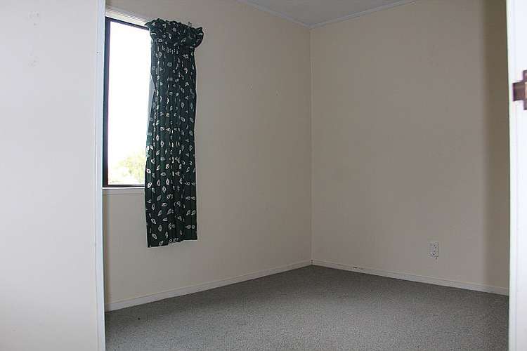 24 Leiden Place Totara Vale_9