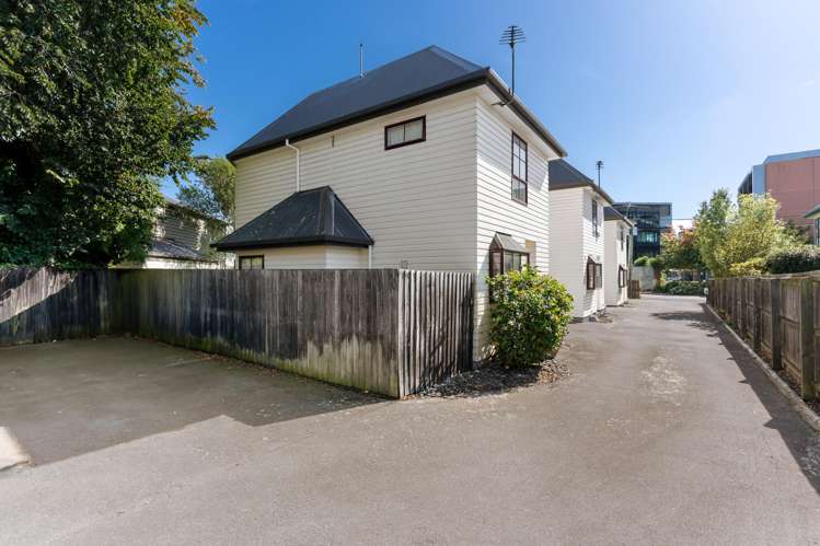 3/20 Harman Street Addington_13