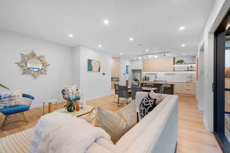 52 Tipu Crescent Wainui_10