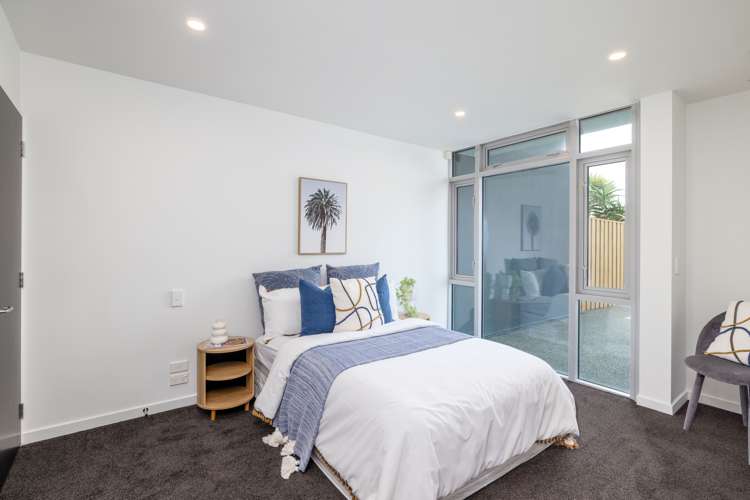 2/272 Marine Parade New Brighton_5