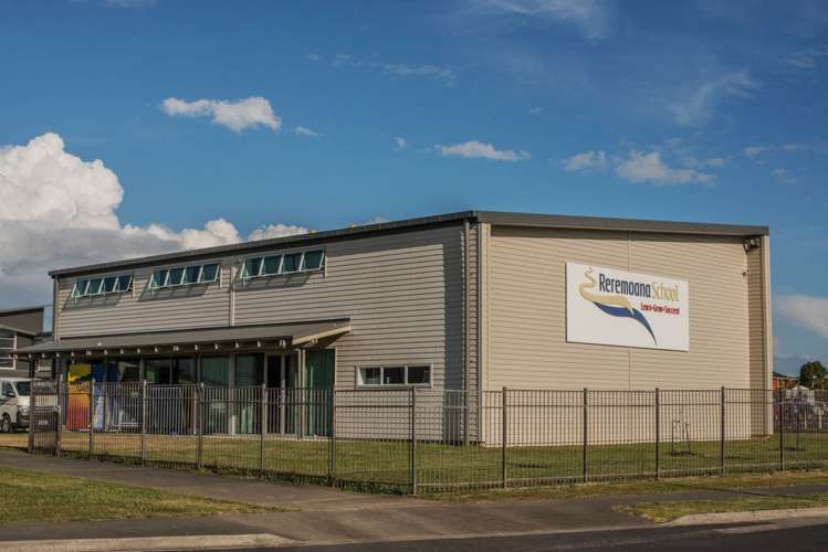 4 Girvan Terrace Wattle Downs_18