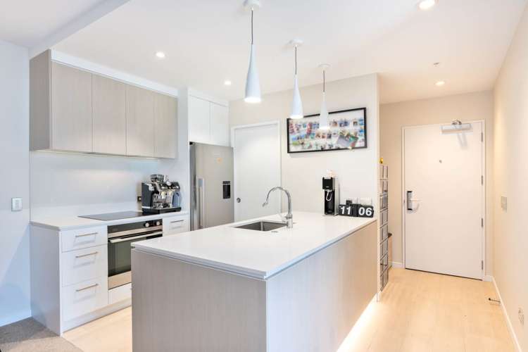 207/4 Bute Road Browns Bay_5