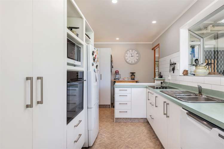 62 Chilcott Road Henderson_11