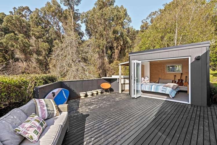 12 Andersons Road Charteris Bay_19