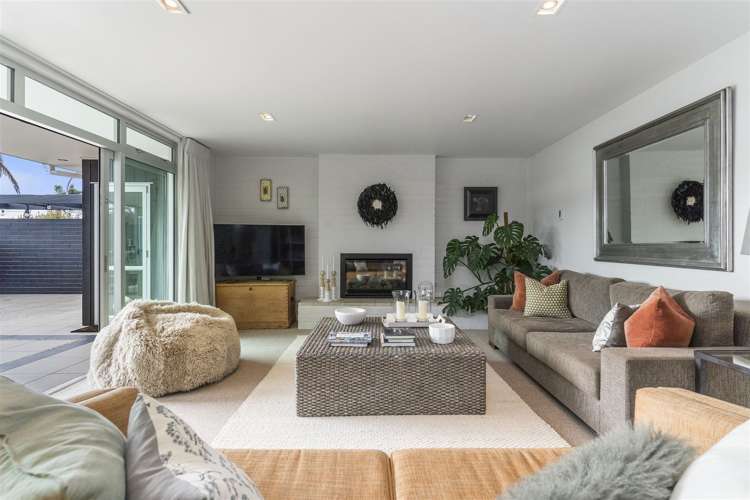 6 Pleasant Place Mellons Bay_15