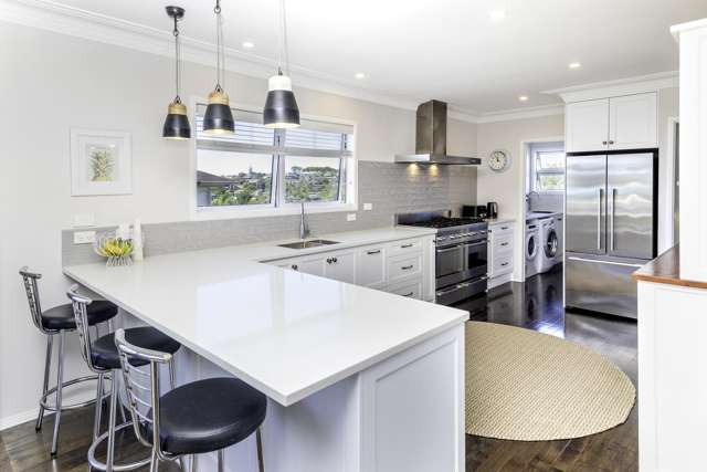 129 Bleakhouse Road Mellons Bay_4