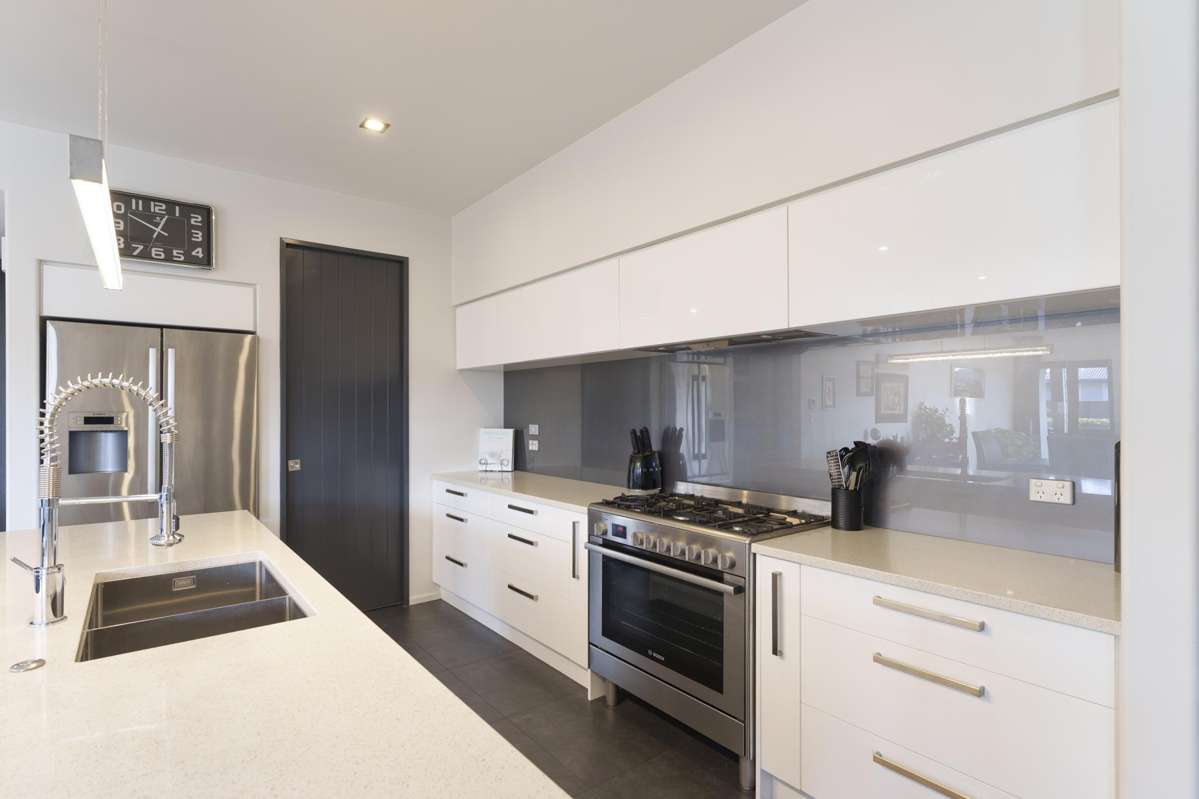 14 Lloyds Close_1