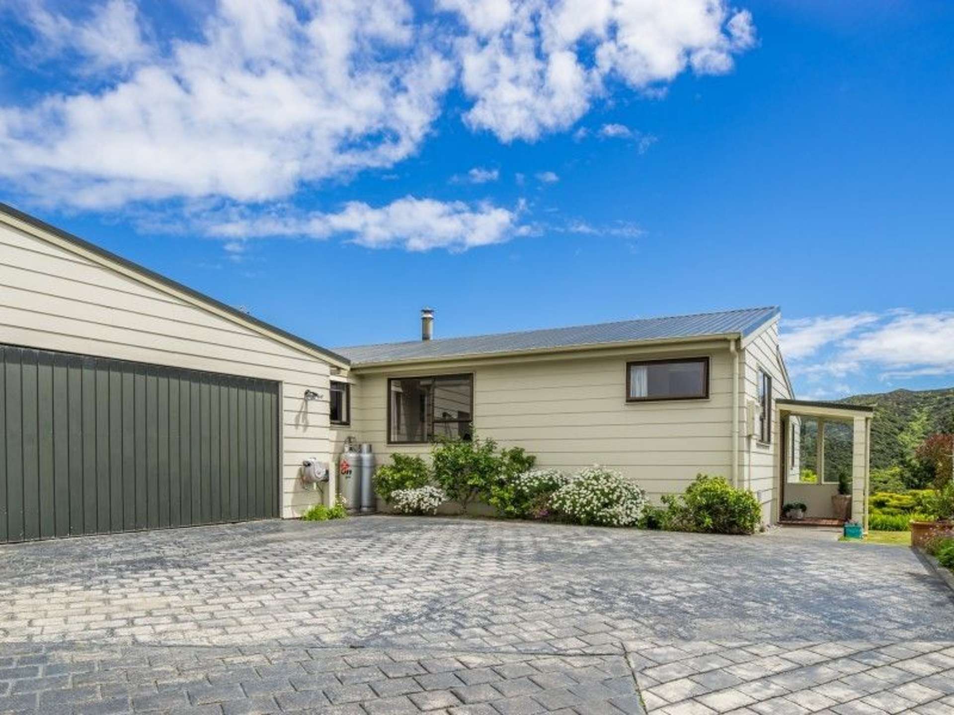 77 Gordon Road Plimmerton_0