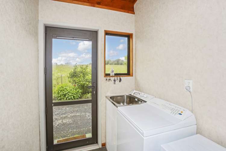 221 Cossey Road Drury_15