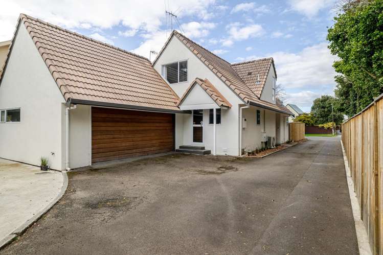 152 Russell Street Palmerston North Central_25