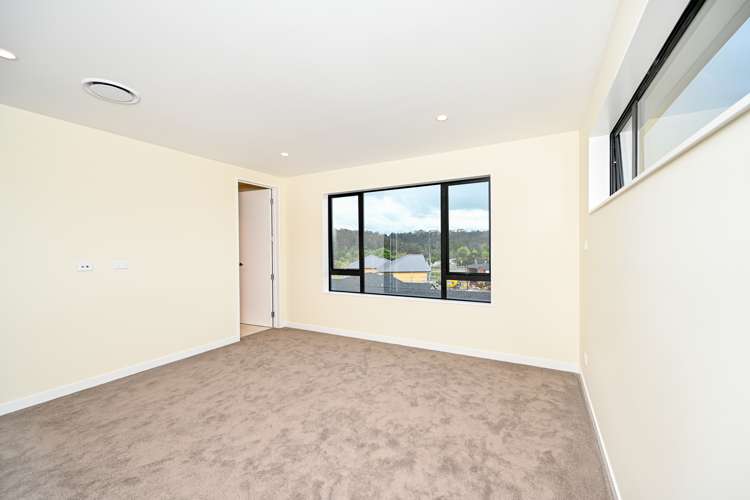 2 Wheki Place Swanson_30