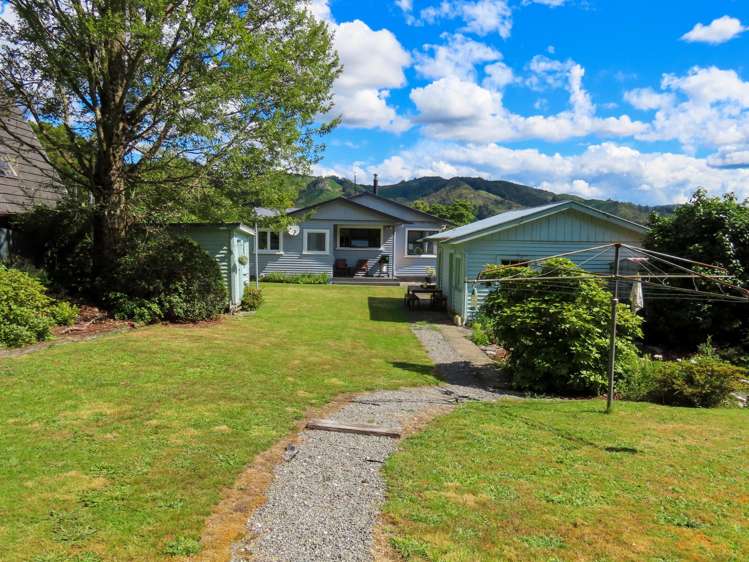 4 Munson Street Reefton_16