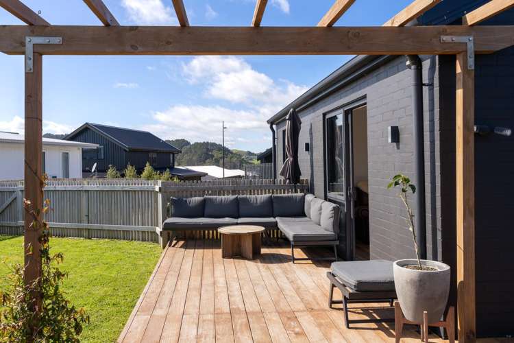 16 Tunarau Street Raglan_17