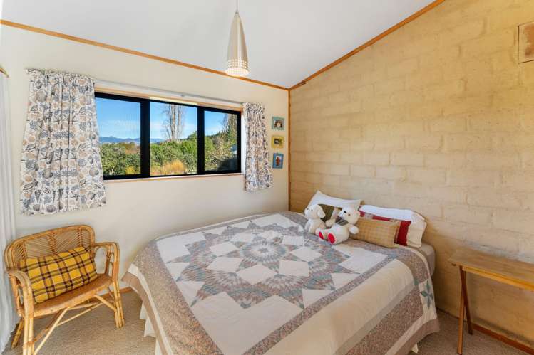 294 Pigeon Valley Road Wakefield_12