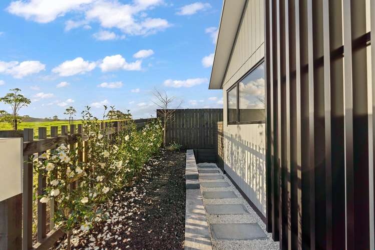 98 Huanui Drive Orewa_24