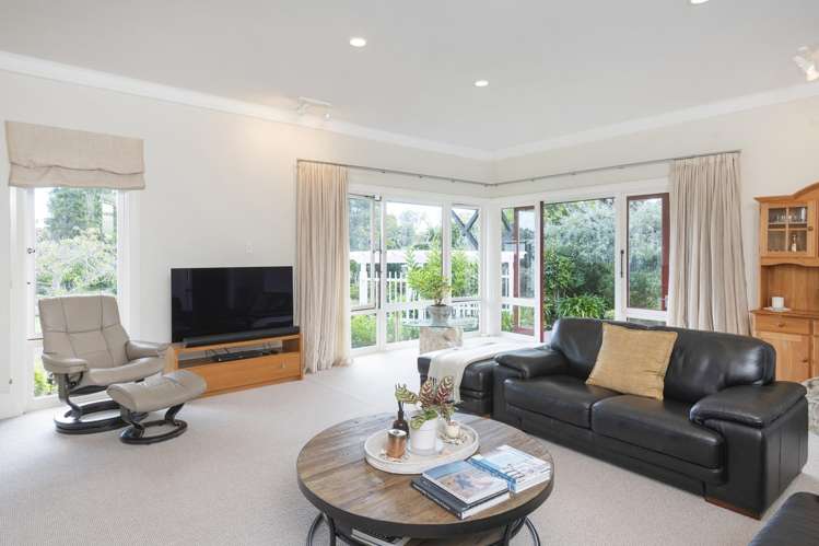 32 Grant Road_5
