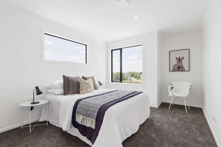 1/17 Halo Green Peacocke_15