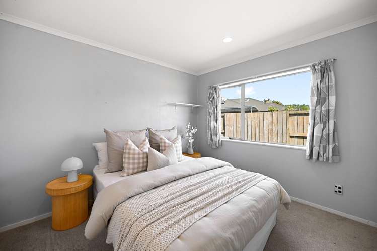 45 Stoneleigh Drive Chartwell_14