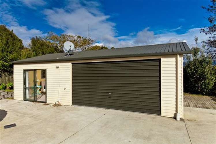 35 Taioma Crescent Te Atatu Peninsula_23