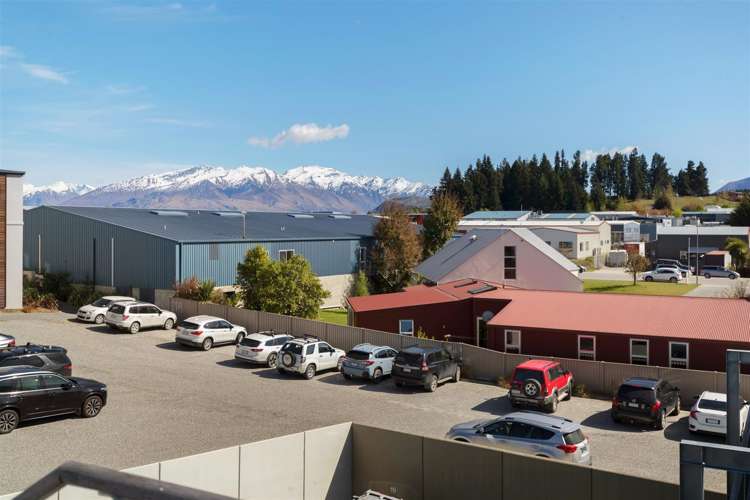 12/13 Plantation Road Wanaka_17