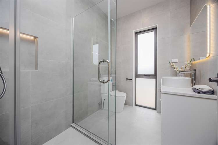 8 Arahi Road Clevedon_18