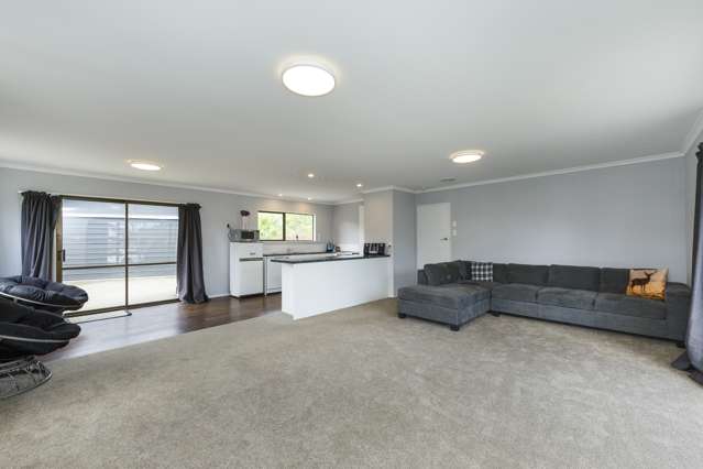 25 Willowbank Crescent Feilding_3