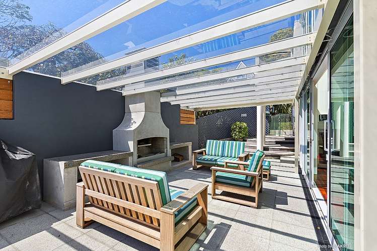 234 Marine Drive 1296_19