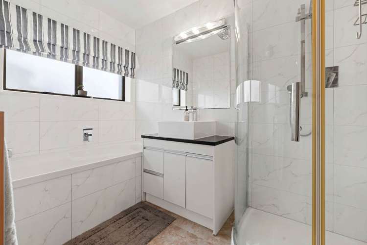 6 Majesty Place Half Moon Bay_21