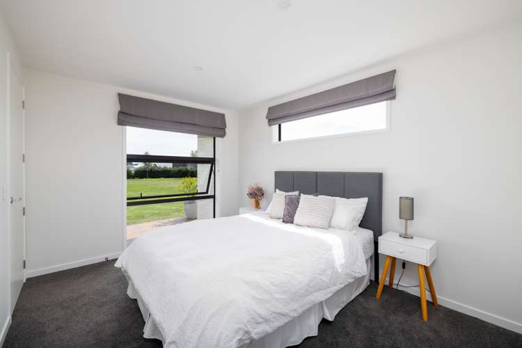 5 Evergreen Drive Woodend_20