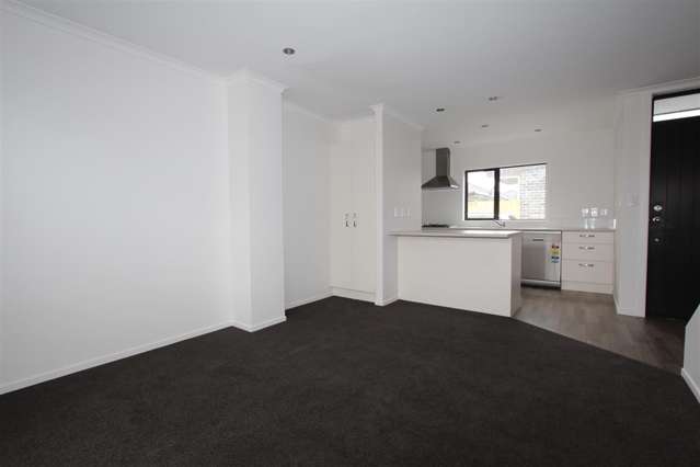 8/3 Korimako Street 1067_3